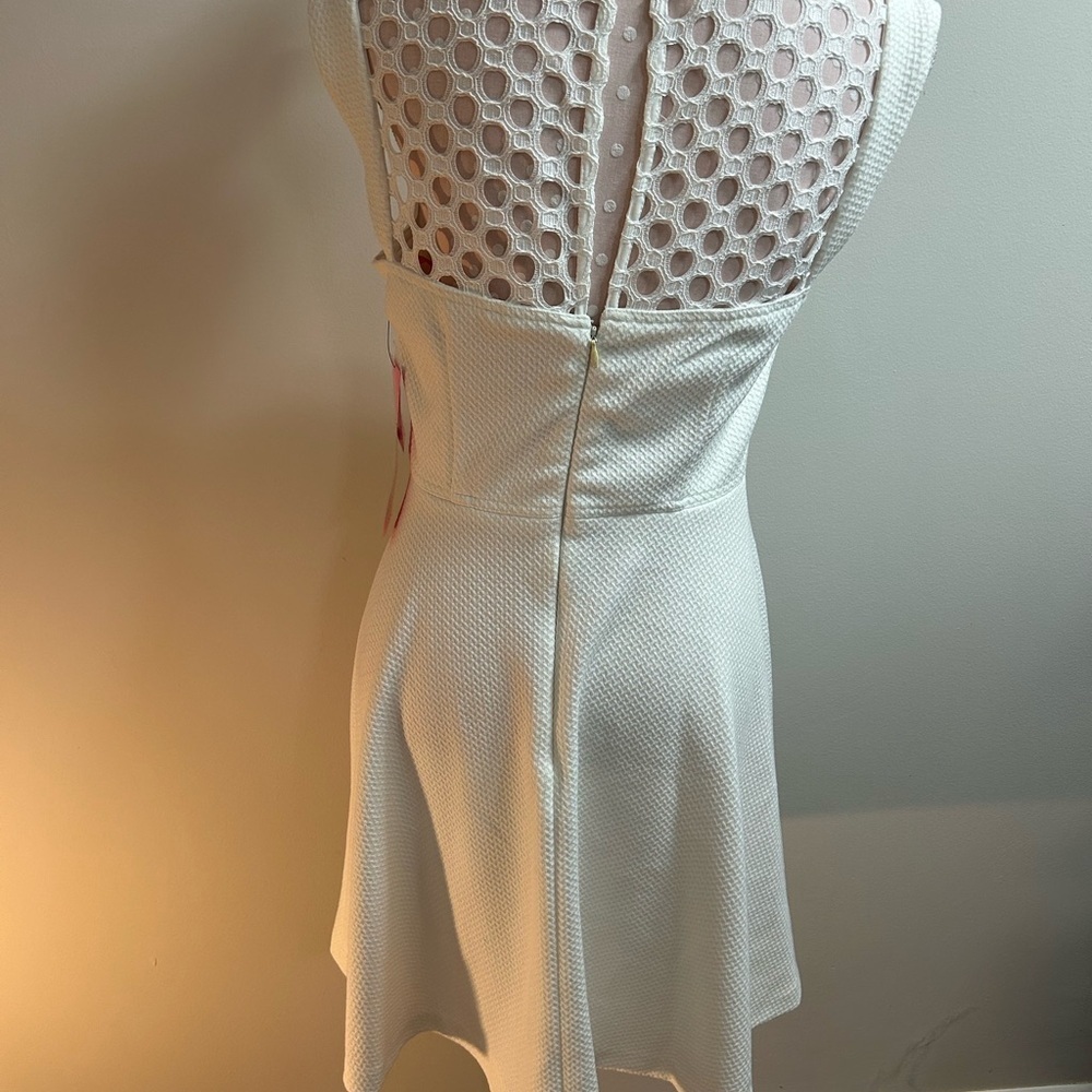 Betsey Johnson Ivory Sleeveless Dress for Weddings A3 - Picture 6 of 6